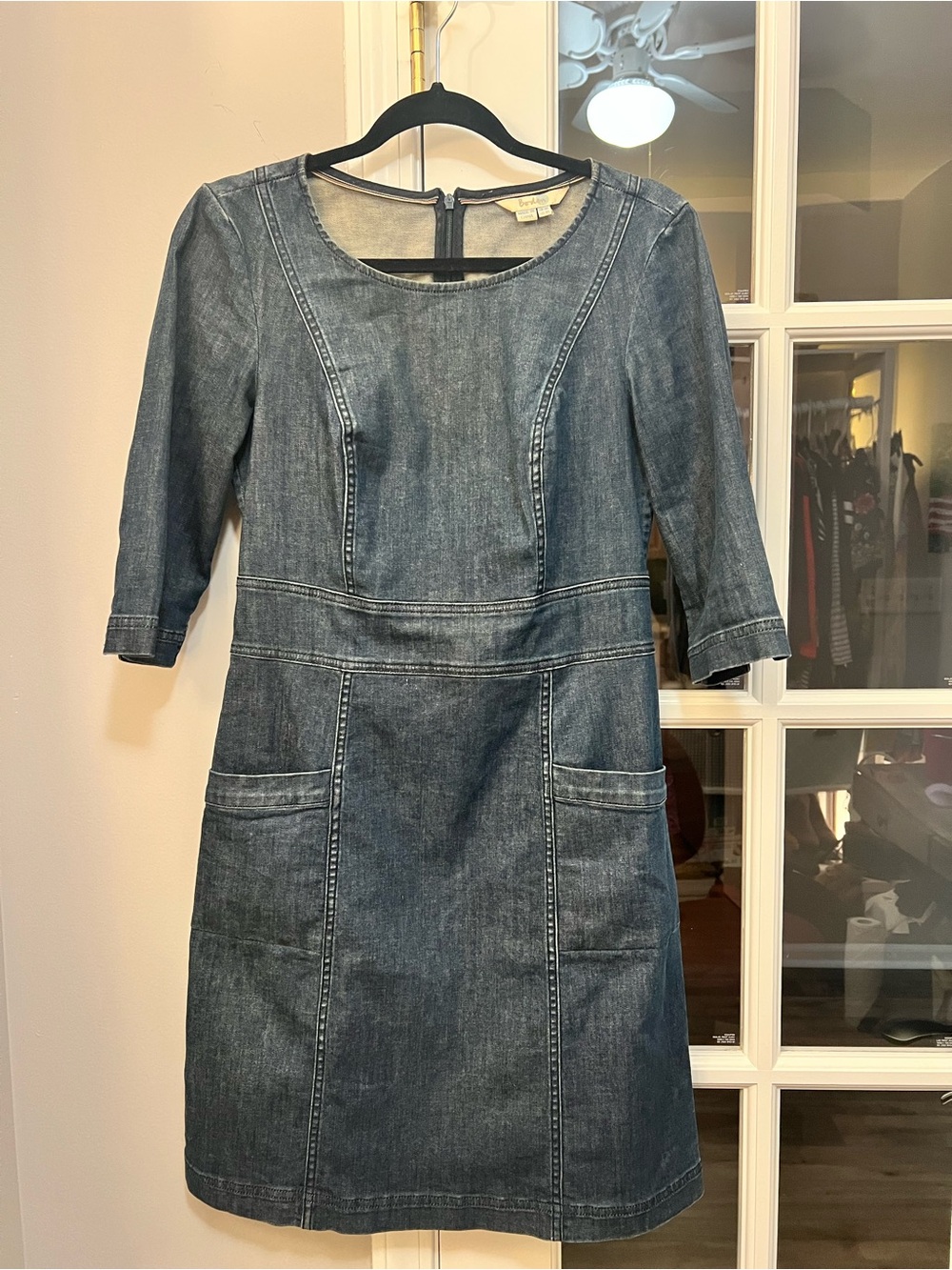 Boden Dark Wash Denim Midi Dress with front pockets size 4 EUC